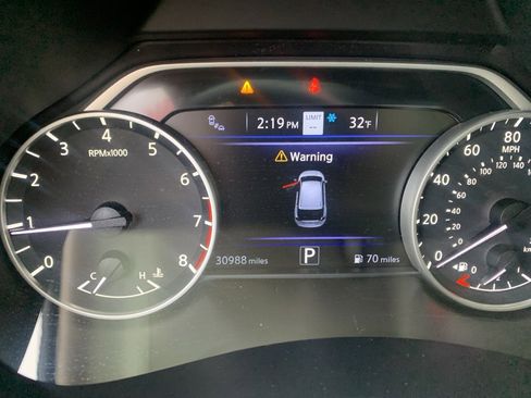 Used 2020 Nissan Murano SL w/ Moonroof Package image 14