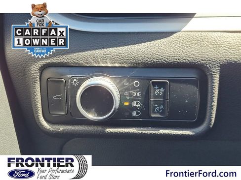 Used 2023 Ford Explorer XLT RWD image 15