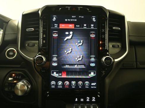 Used 2020 RAM 1500 Laramie AWD/4WD image 28