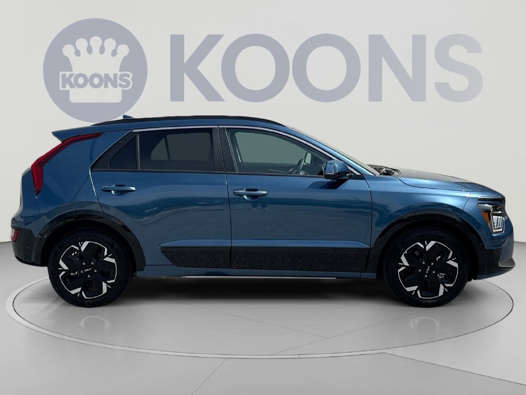 Used 2025 Kia Niro Wave w/ Wave Preserve Package FWD image 8