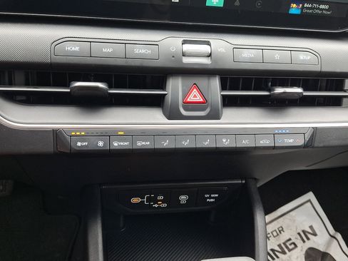 Used 2025 Kia K4 FWD image 16