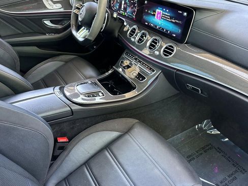Used 2022 Mercedes-Benz E 53 AMG 4MATIC Sedan image 33