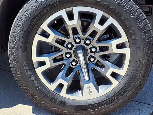 New 2025 GMC Hummer EV 3X AWD/4WD image 3