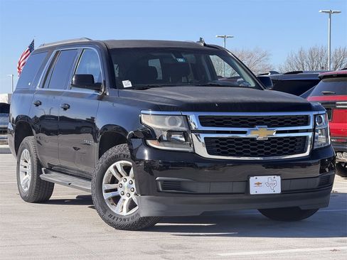 Used 2015 Chevrolet Tahoe LS image 2