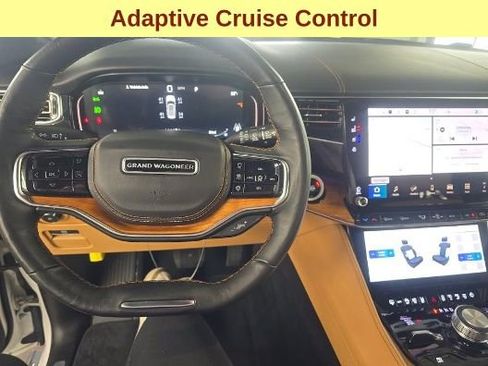 Used 2025 Jeep Grand Wagoneer L Series III w/ Rear Seat Video Group 1 AWD/4WD image 11