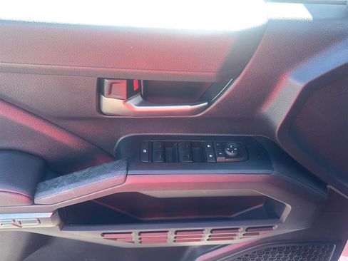 Used 2024 Toyota Tacoma TRD Off-Road w/ TRD Off Road Premium Package image 5