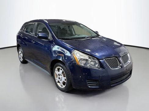 Used 2009 Pontiac Vibe w/ Preferred Package FWD image 3