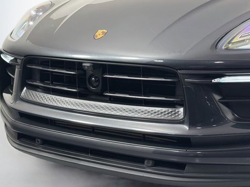 Used 2023 Porsche Macan w/ Premium Package Plus AWD/4WD image 12