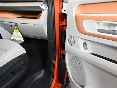 New 2025 Volkswagen ID. Buzz Pro S Plus image 22