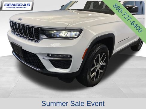 Used 2023 Jeep Grand Cherokee Limited w/ Luxury Tech Group II AWD/4WD image 47