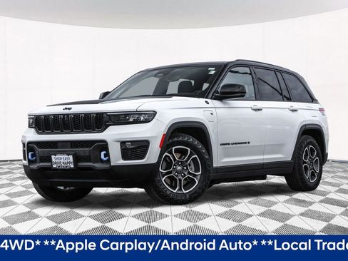 Used 2022 Jeep Grand Cherokee Trailhawk image 2