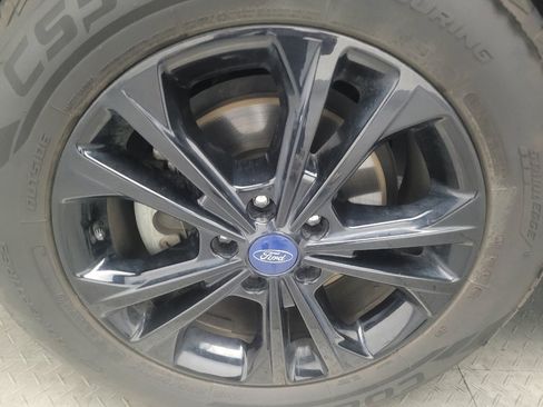Used 2019 Ford Escape SEL FWD image 31