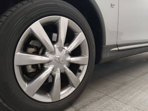 Used 2017 INFINITI QX50 2WD w/ Premium Plus Package image 31