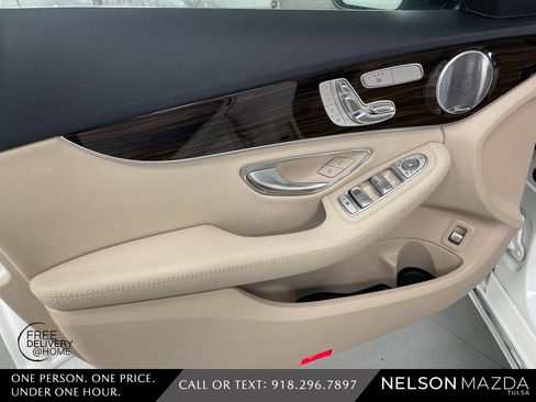 Used 2020 Mercedes-Benz C 300 4MATIC Sedan image 18