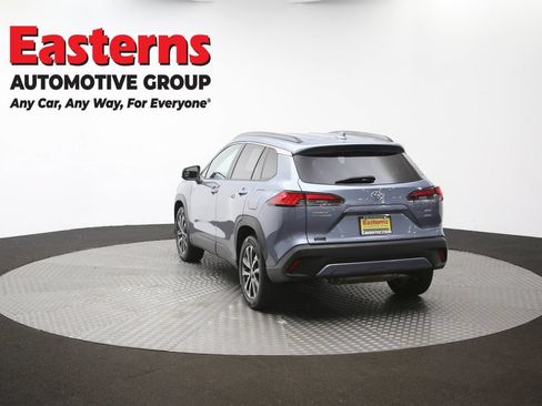 Used 2022 Toyota Corolla Cross XLE w/ Convenience Package AWD/4WD image 66