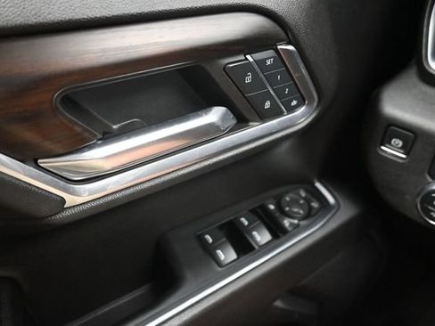 Used 2024 GMC Sierra 1500 SLT RWD image 12