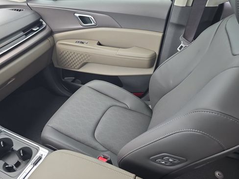 New 2026 Kia Carnival SX FWD image 16