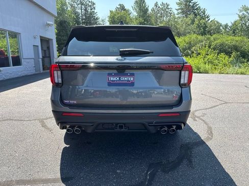 Used 2025 Ford Explorer ST AWD/4WD image 4