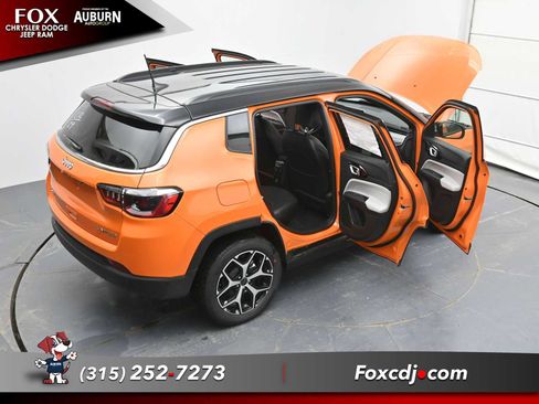 New 2026 Jeep Compass Limited image 37