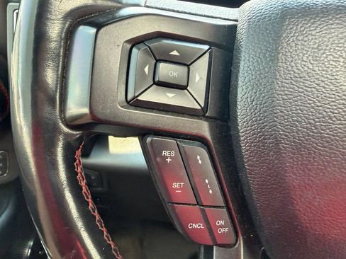 Used 2020 Ford Expedition Limited w/ Equipment Group 303A AWD/4WD image 19