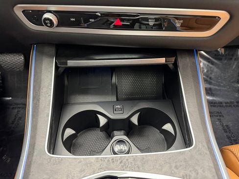 Certified 2025 BMW X5 xDrive50e w/ Parking Assistance Package image 19