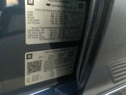 Used 2021 Chevrolet Silverado 1500 LT image 21