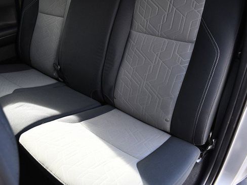 Certified 2021 Toyota Tacoma TRD Off-Road image 22