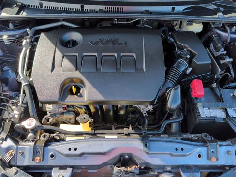 Used 2017 Toyota Corolla LE image 17