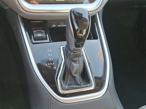 Used 2025 Subaru Legacy Premium image 14