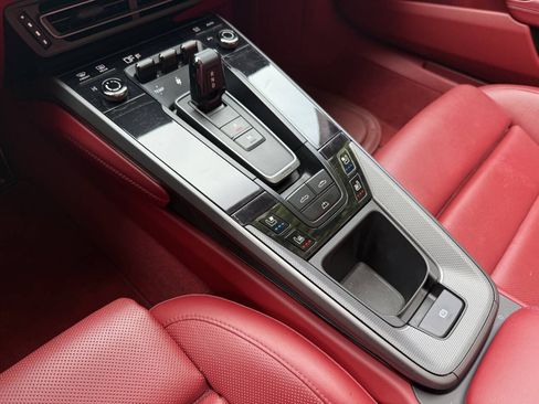 Used 2021 Porsche 911 Carrera RWD image 35