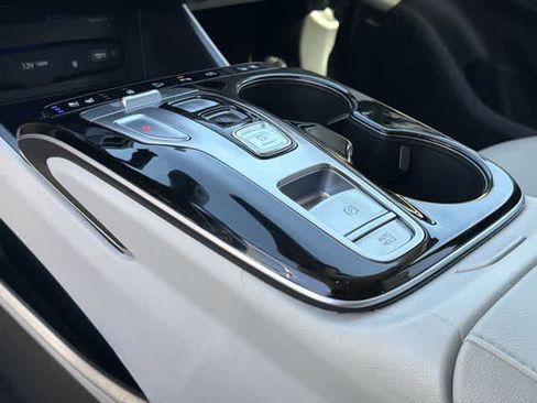 Certified 2024 Hyundai Tucson Limited image 25