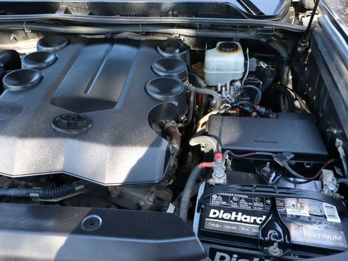 Used 2013 Toyota 4Runner 4WD image 41