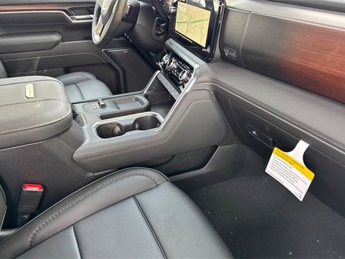 New 2026 GMC Sierra 3500 Denali image 17