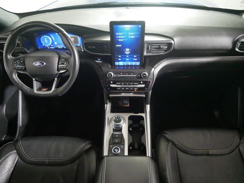 Used 2020 Ford Explorer ST w/ Premium Technology Package image 10