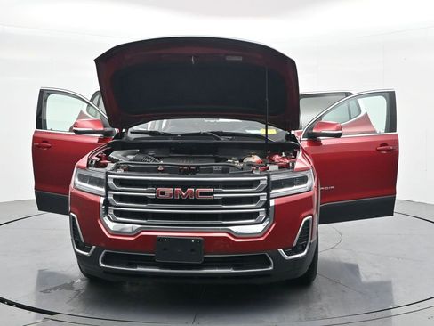 Used 2023 GMC Acadia SLT image 40