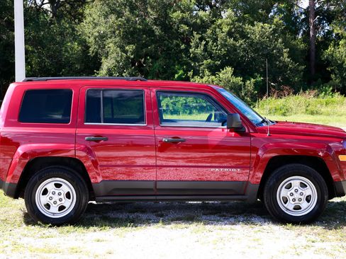 Used 2012 Jeep Patriot Sport image 13