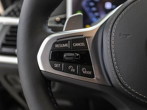 Used 2026 BMW X5 M60i image 12