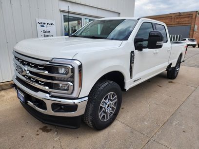 New 2026 Ford F350 Lariat w/ FX4 Off-Road Package