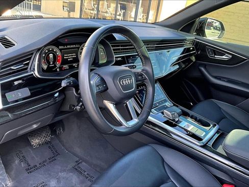 Used 2021 Audi Q8 Premium Plus w/ Premium Plus Package image 9