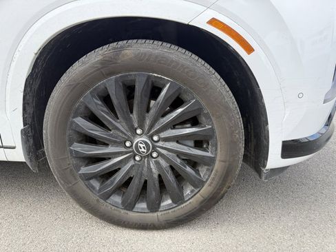 Used 2025 Hyundai Palisade Calligraphy image 4