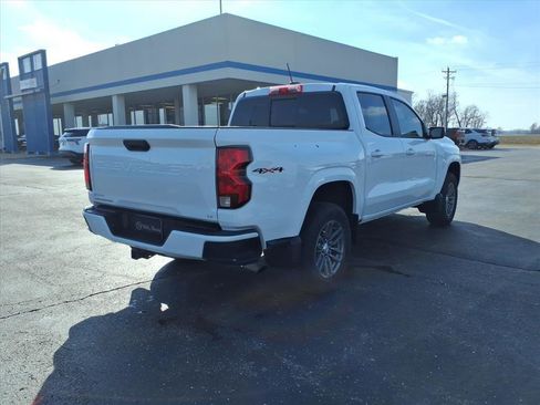 Used 2023 Chevrolet Colorado LT w/ LT Convenience Package II image 5