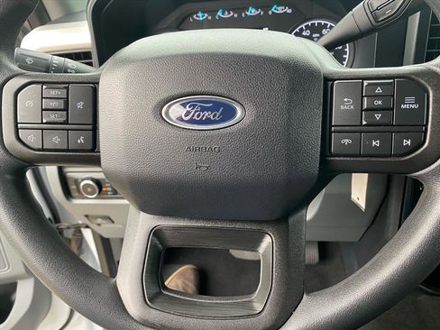 Used 2024 Ford F250 XLT image 30