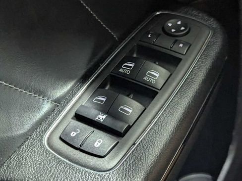 Used 2023 Dodge Charger R/T w/ Plus Group RWD image 17