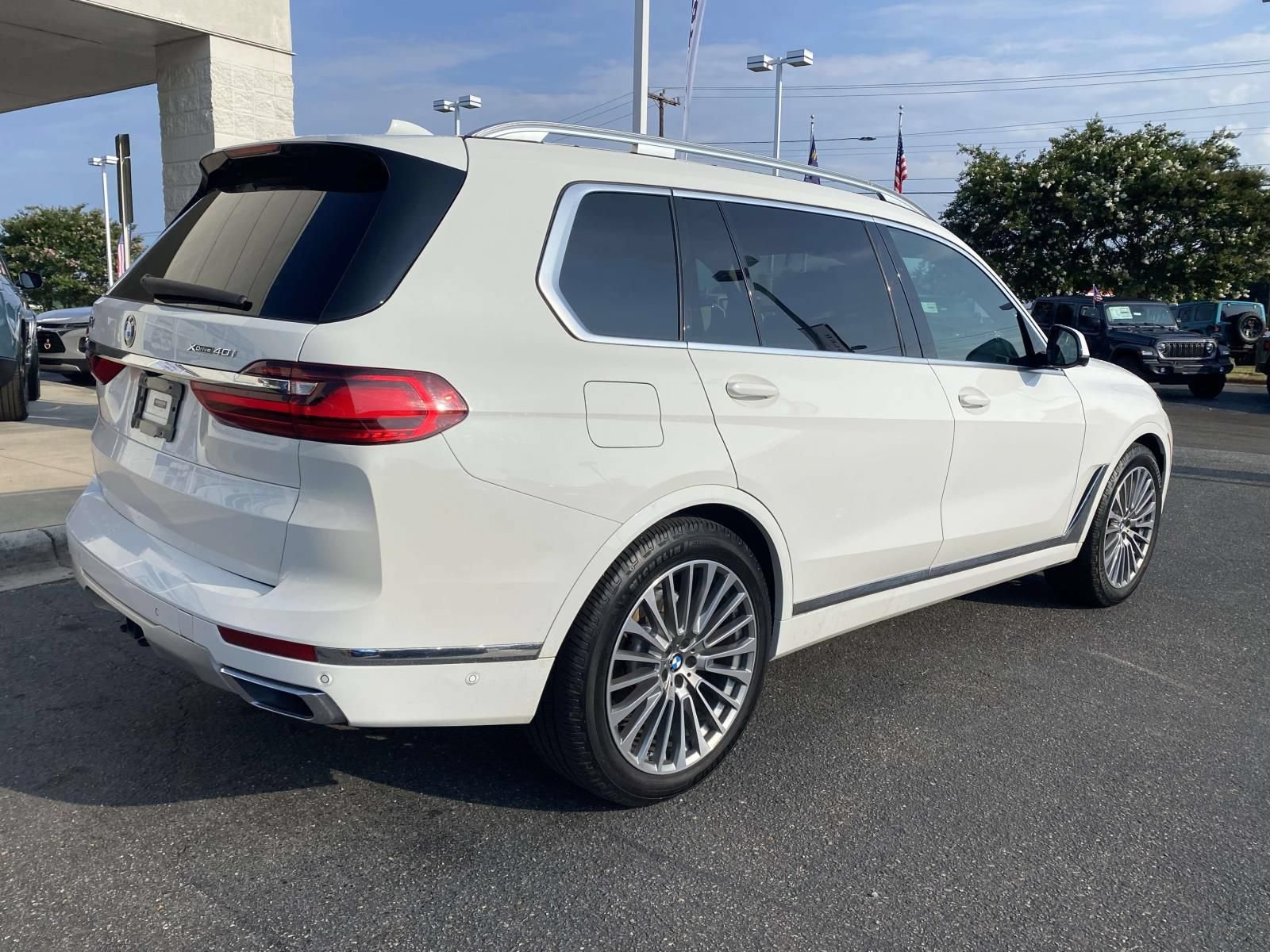 Used 2021 BMW X7 xDrive40i w/ Luxury Seating Package AWD/4WD image 7
