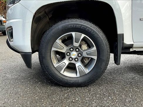 Used 2019 Chevrolet Colorado Z71 image 9