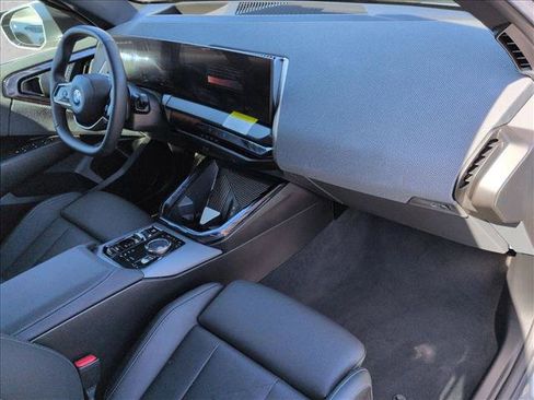 Used 2025 BMW X3 xDrive30i w/ Premium Package image 24