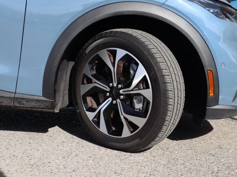 Certified 2024 Ford Mustang Mach-E Select image 13