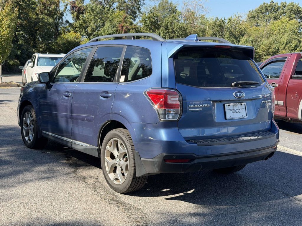 Used 2017 Subaru Forester 2.5i Touring AWD/4WD image 3