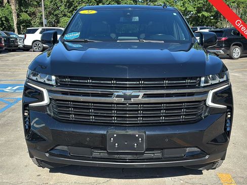 Used 2021 Chevrolet Suburban RST w/ Luxury Package RWD image 2