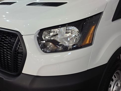 New 2025 Ford Transit 250 148 Medium Roof Extended AWD w/ Load Area Protection Package image 10